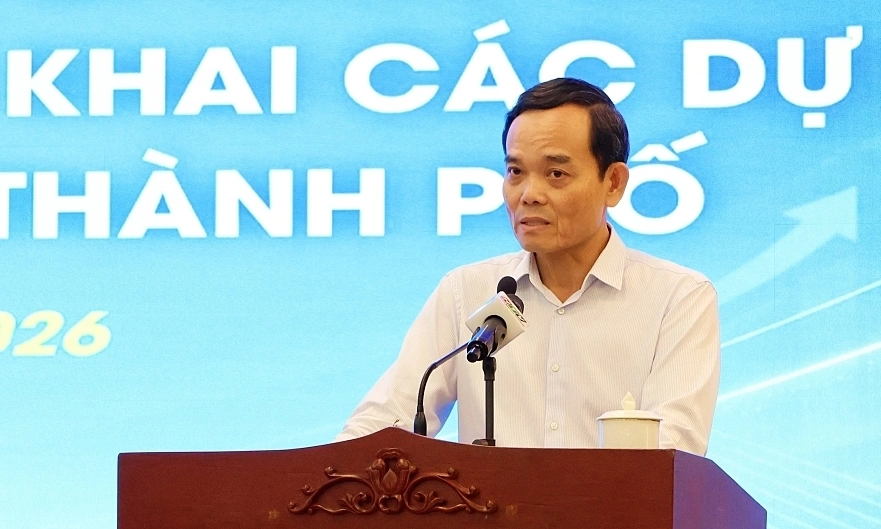 Bí thư Thành ủy Trần Lưu Quang phát biểu chỉ đạo tại hội nghị sáng 15/10. Ảnh: VP UBND TP HCM