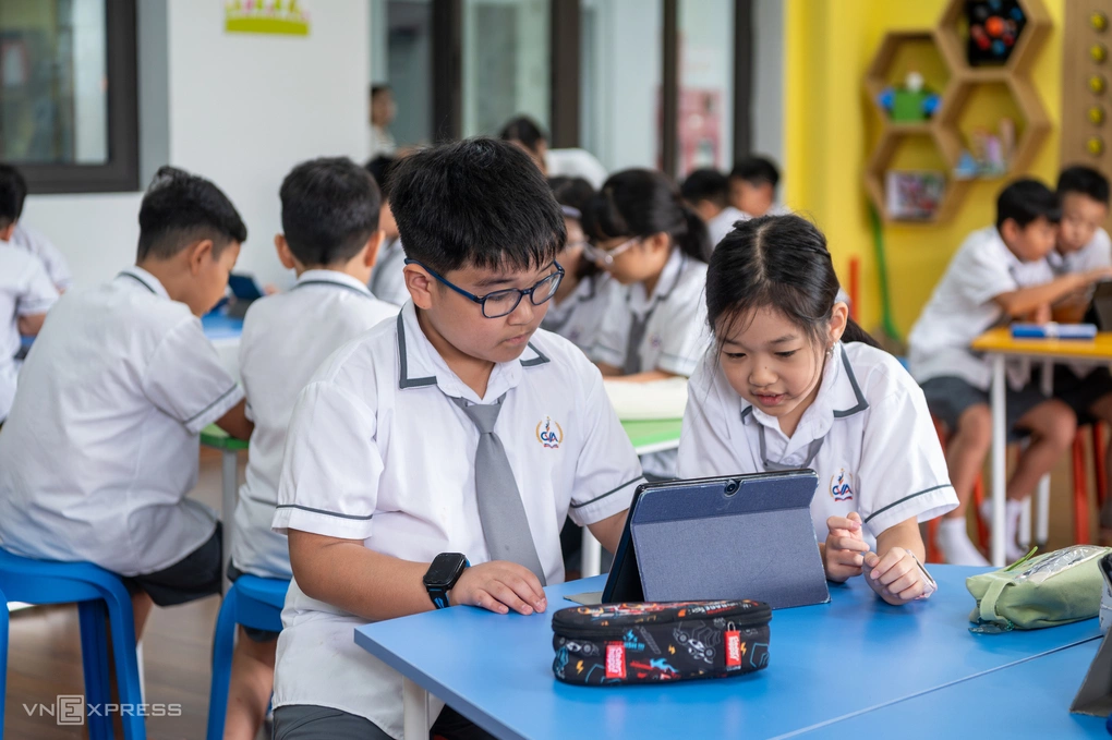 Học sinh trường Tiểu học Chu Văn An - trường công lập chất lượng cao tại phường Việt Hưng, Hà Nội, tháng 9/2026. Ảnh: Thế Bằng