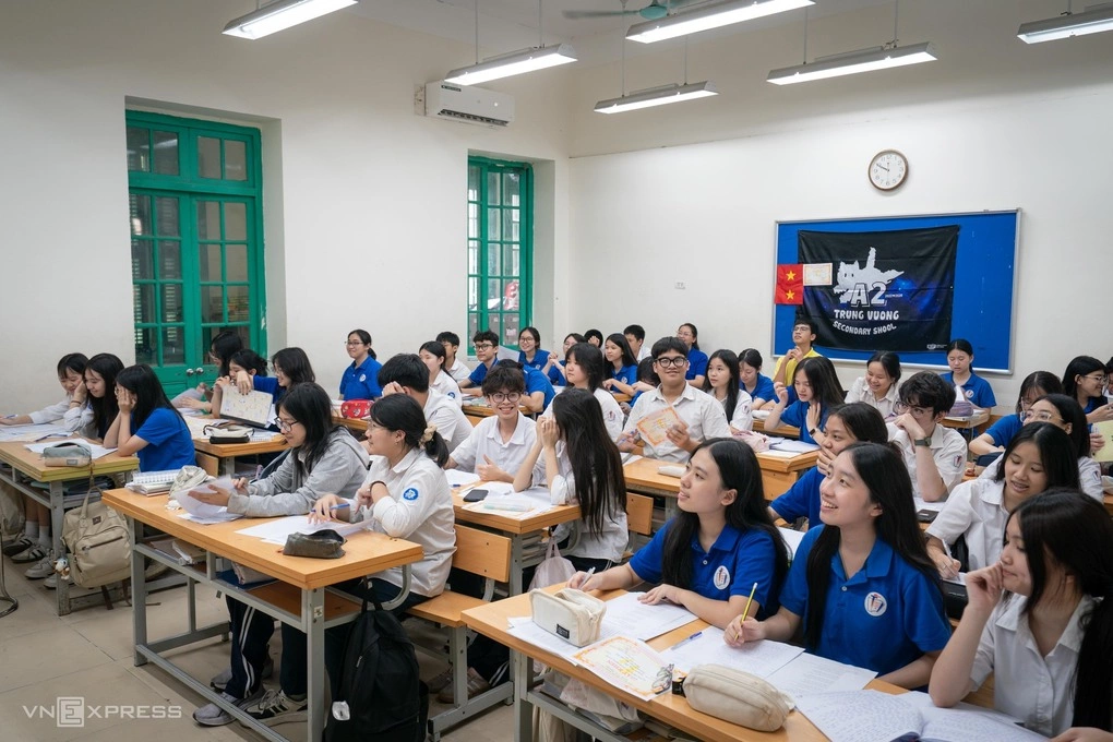 Học sinh lớp 9, THCS Trưng Vương, ôn thi trong buổi học tháng 3/2026. Ảnh: Hoàng Giang