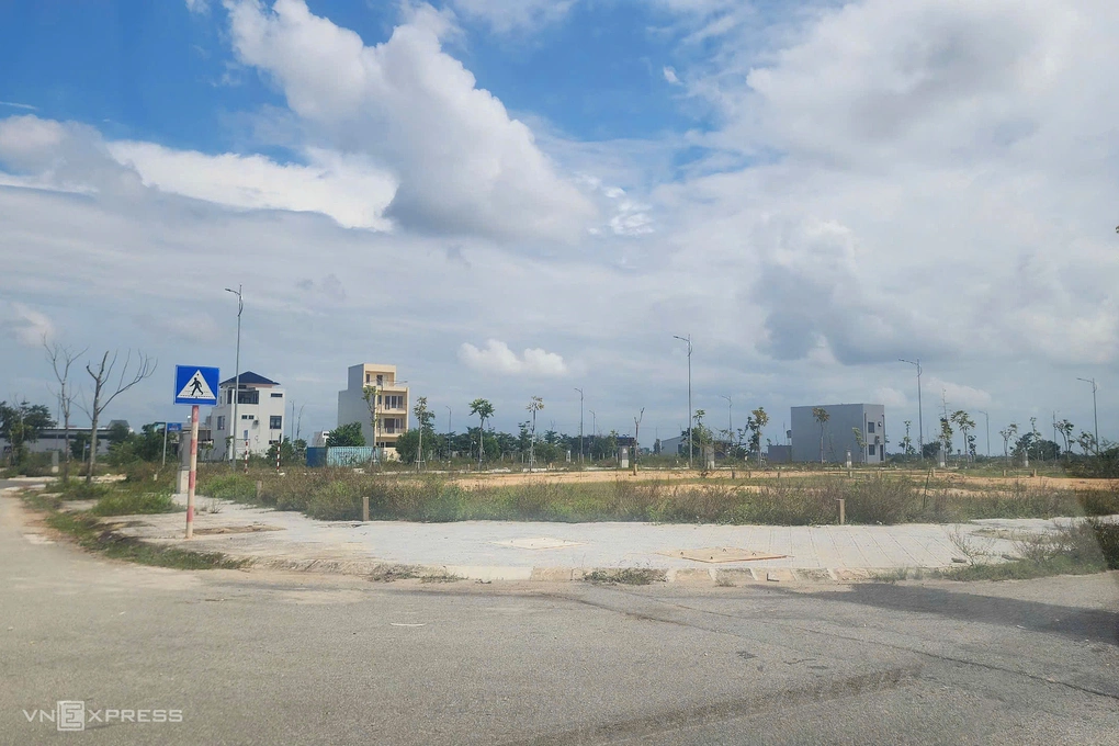Các lô đất ở Khu đô thị mới An Vân Dương được đấu giá. Ảnh: Võ Thạnh