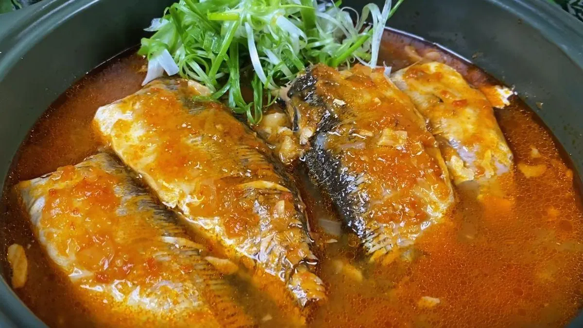 ca-moi-kho-ruc-xuong-1200c676-0931
