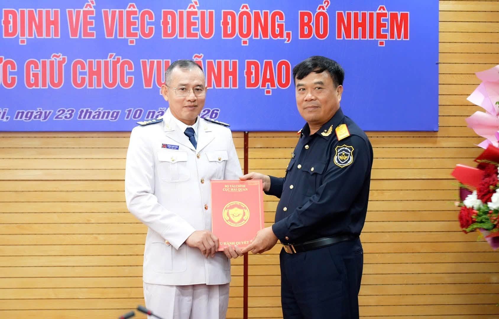 Cục Hải quan kiện toàn nhân sự lãnh đạo Ban Tổ chức cán bộ và Văn phòng Cục - Ảnh 3