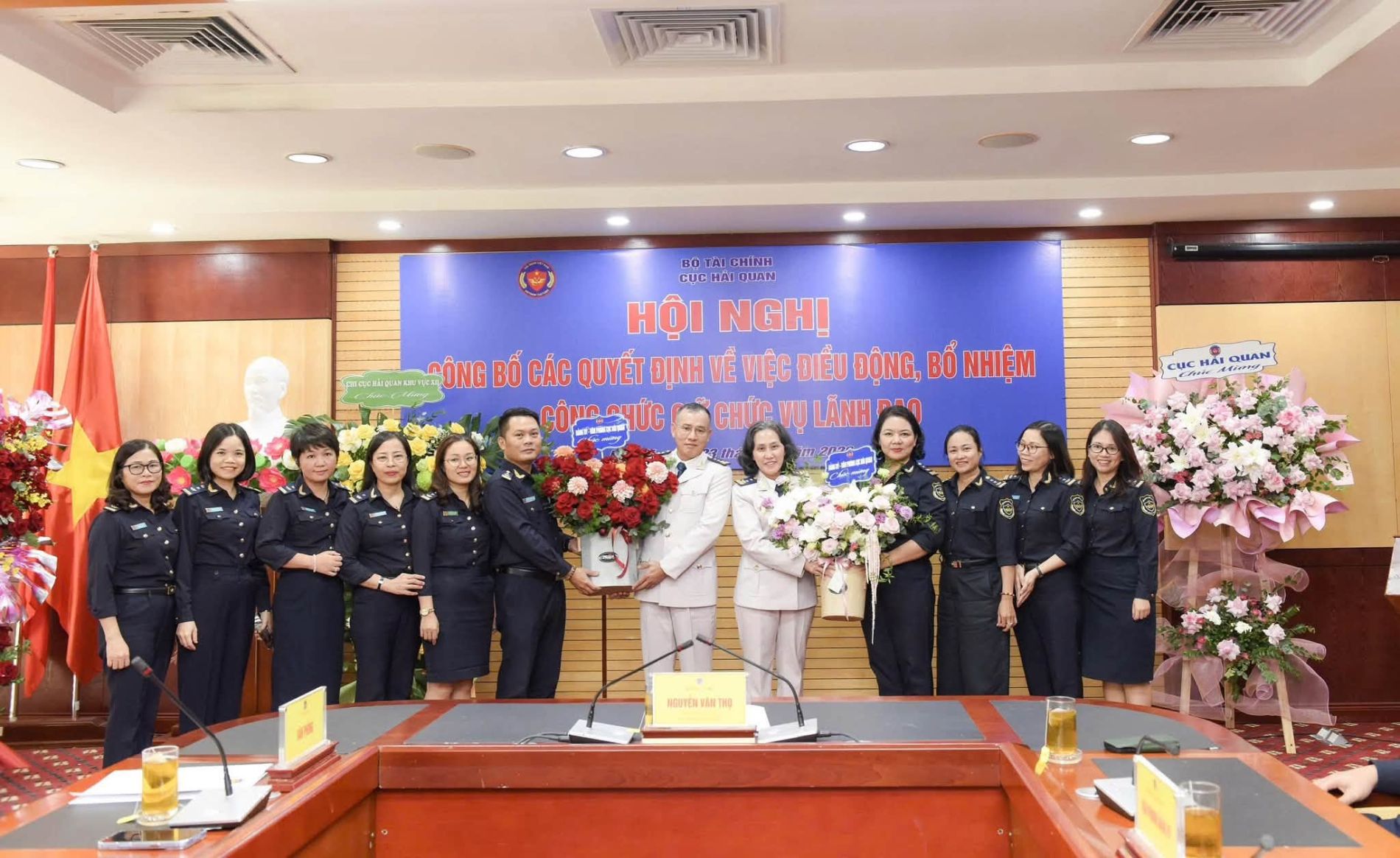 Cục Hải quan kiện toàn nhân sự lãnh đạo Ban Tổ chức cán bộ và Văn phòng Cục - Ảnh 8