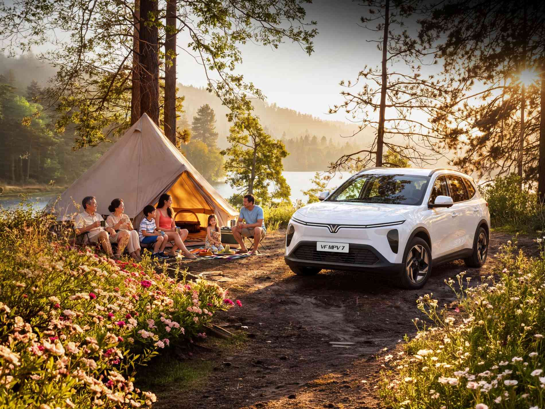 VinFast VF MPV 7 miễn phí sạc tới năm 2029, nhẹ chi phí cho những chuyến đi cuối tuần - Ảnh 2