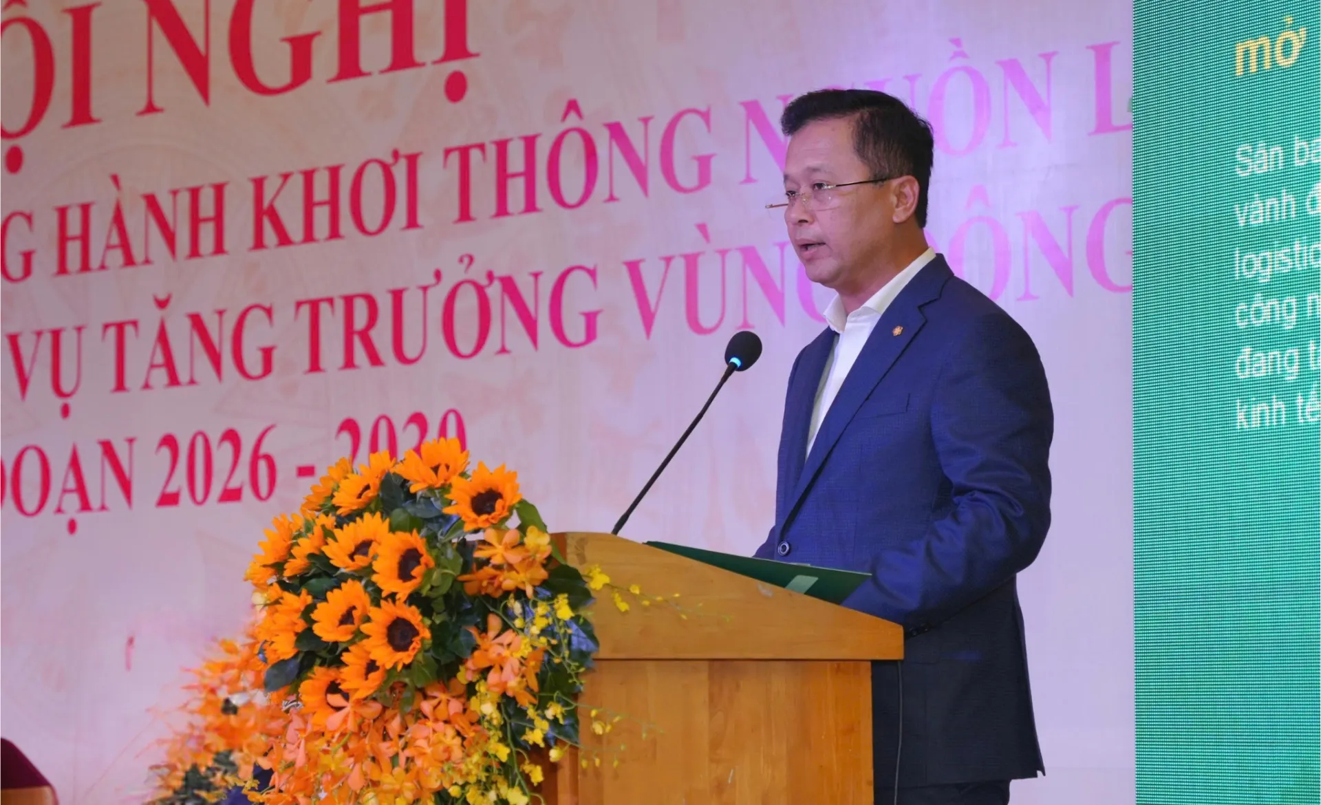 anh-tgd-phat-bieu-1641