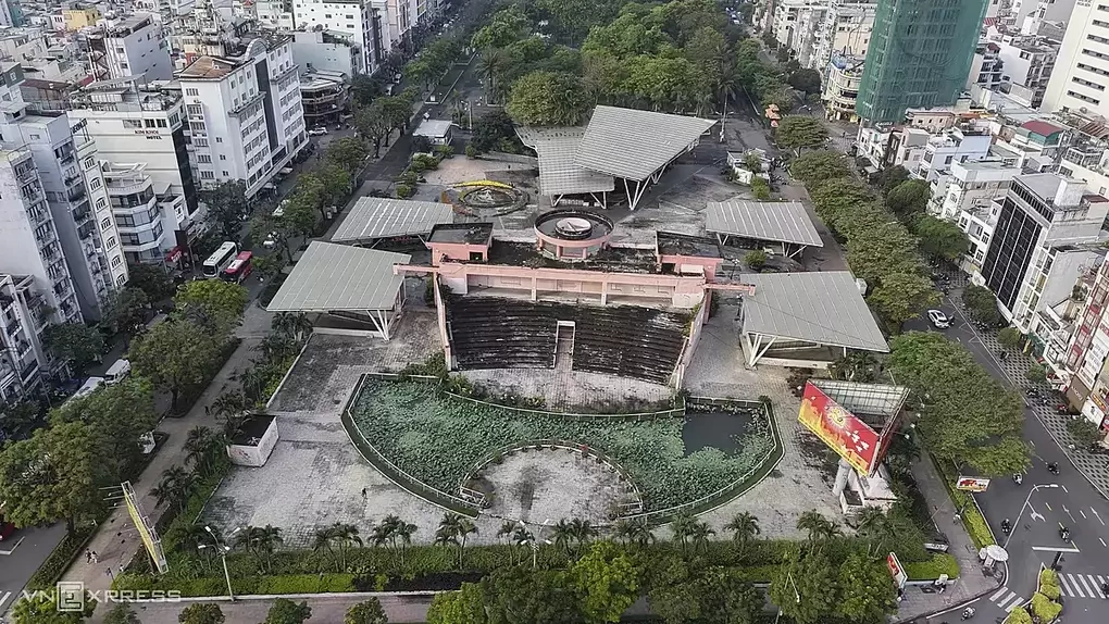 Khu sân khấu Sen Hồng trong Công viên 23/9 nhìn từ trên cao, tháng 1/2026. Ảnh: Quỳnh Trần
