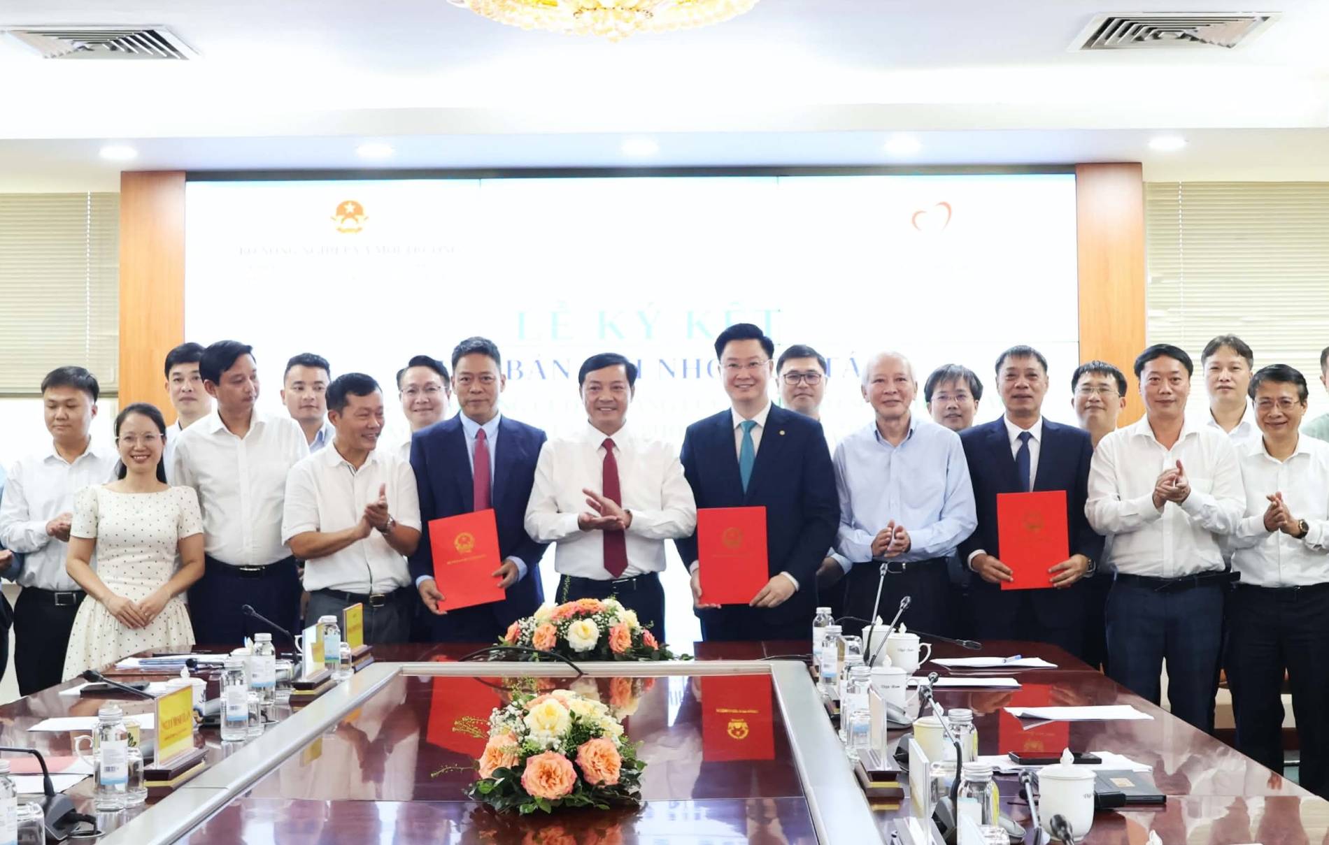 Quỹ Thiện tâm hợp tác với Bộ Nông nghiệp và Môi trường phát triển công cụ dự báo, cảnh báo sớm thiên tai - Ảnh 1
