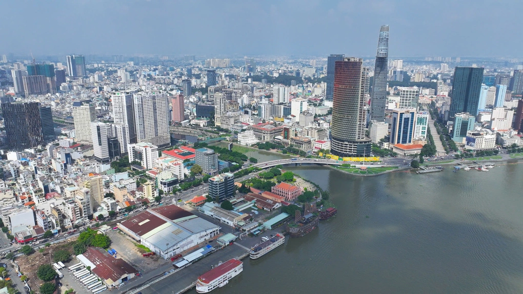 Các căn hộ dịch vụ ở khu vực trung tâm TP HCM. Ảnh: Minh Long