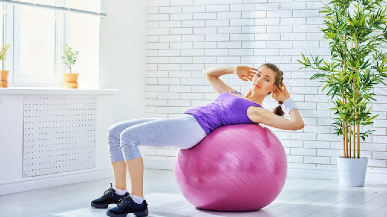 loi-ich-cua-viec-tap-yoga-voi-bong-hang-ngay-1280x720-1-1133