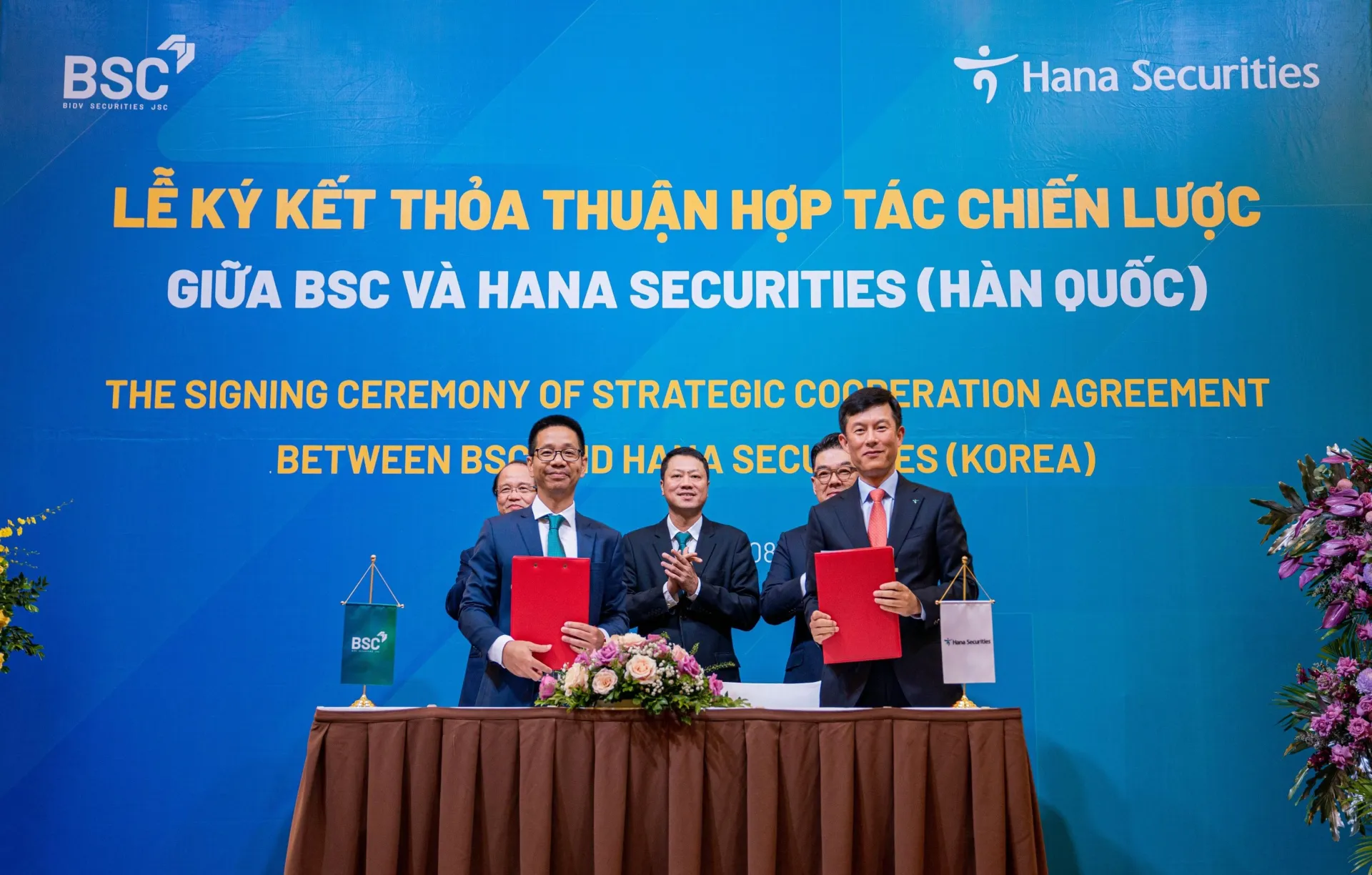bsc-va-hsc-ky-thoa-thuan-hop-tac-chien-luoc-2022