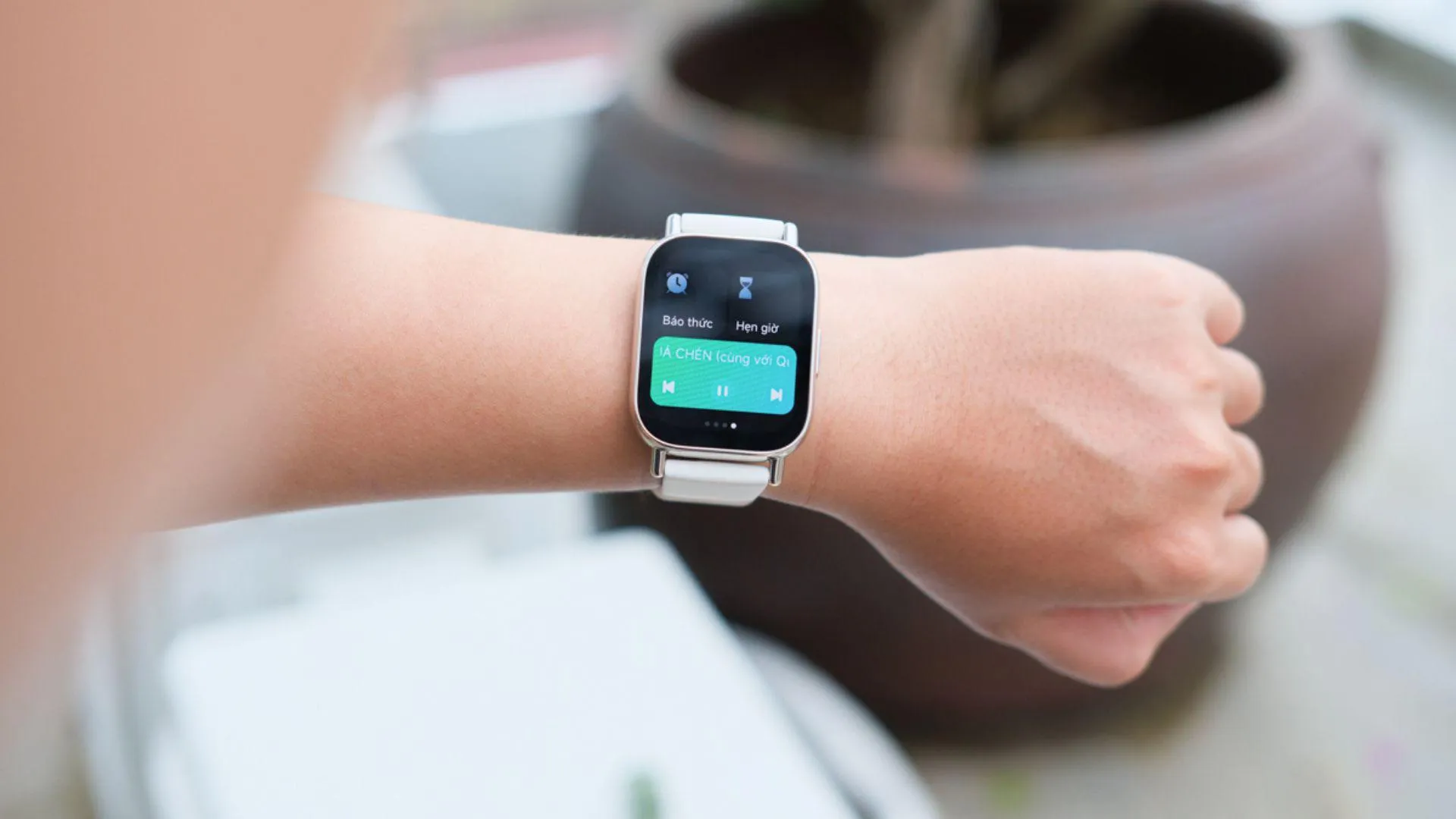 tren-tay-xiaomi-redmi-watch-4-lite-1-thumb-1725