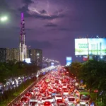 Gần 4.000 tia sét giáng xuống TP HCM trong hai ngày mưa lớn
