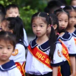 Trường công ‘mắc kẹt’ vì bị cấm thu tiền dạy môn tăng cường