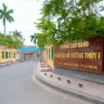 Nam sinh 16 tuổi tử vong sau xô xát với bạn
