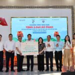 Quỹ Toyota Việt Nam đồng hành cùng chương trình trao tặng 2.040 áo phao cứu sinh tại Đà Nẵng