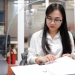 Bộ Chính trị yêu cầu đổi mới chính sách tiền lương theo hiệu quả công việc