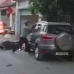 Chặn ôtô giữa đường ở Hà Nội, sát hại tài xế