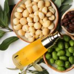 Muốn da bớt khô ráp mùa thu, đừng bỏ qua 7 loại dầu dưỡng tự nhiên này