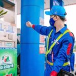 Giá xăng quay đầu tăng, dầu diesel vượt 30.000 đồng/lít